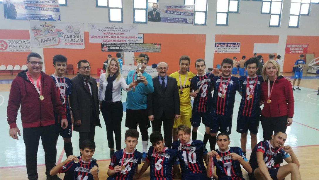 Muratlı Anadolu Lisesi, Futsal  Genç Erkekler İl Birincisi oldu.