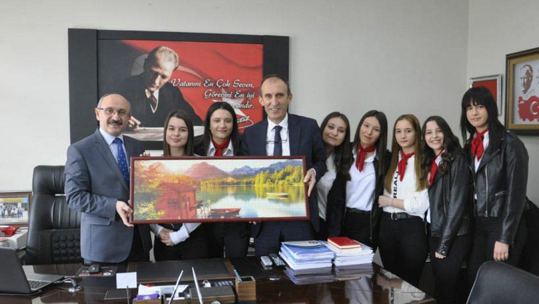 Fatih Anadolu Lisesi İdareci , Öğretmen ve Öğrencilerinden Nezaket Ziyareti