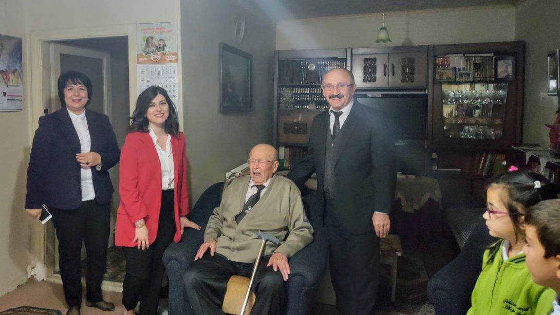İlçe Milli Eğitim Müdürümüz Ali Erkol 'un Mehmet Gökkurt'a Nezaket Ziyareti