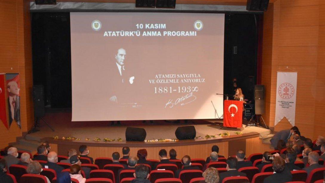 İlçemizde 10 Kasım Atatürk'ü Anma Töreni Gerçekleştirildi