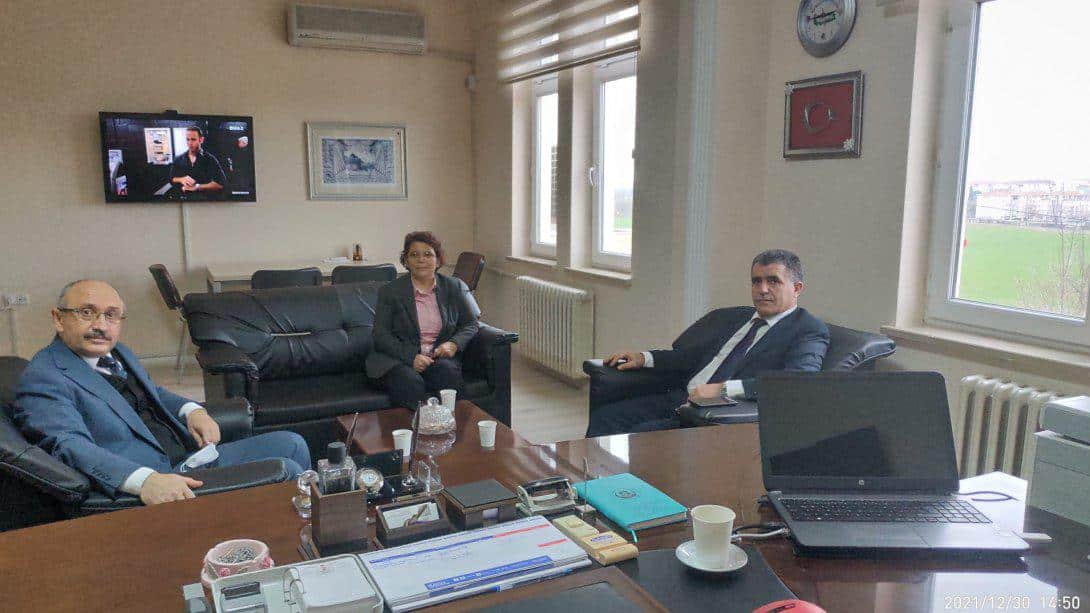 Tekirdağ İl ve Muratlı ilçe Nüfus Müdürleri Yeni Hizmet Binamıza hayırlı olsun ziyareti gerçekleştirdi.